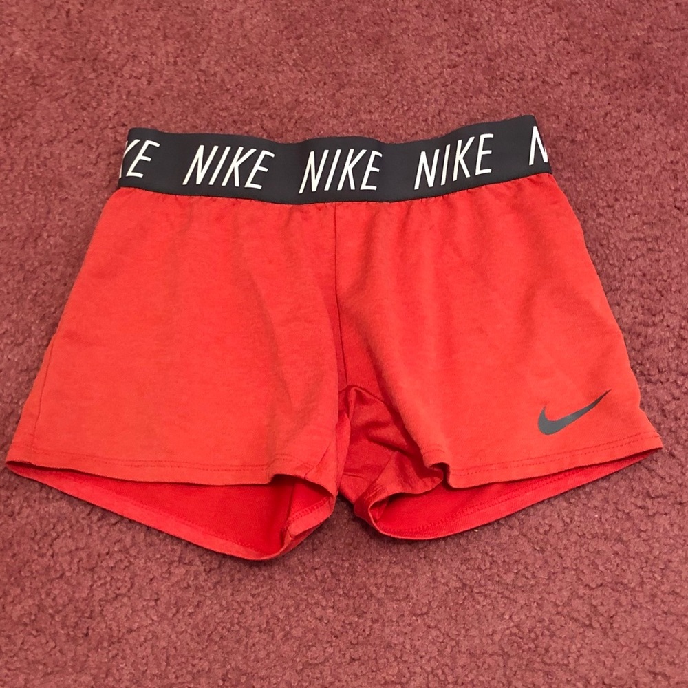 Nike Shorts - Picture 3 of 5